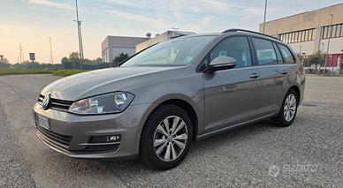 Volkswagen Golf Variant 1.6 TDI 110 CV DSG Highlin