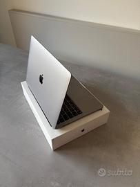 macbook pro m2