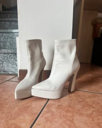 Scarpe bianche Primadonna, numero 38