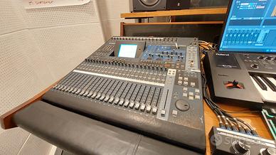 mixer digitale YAMAHA 02R96
