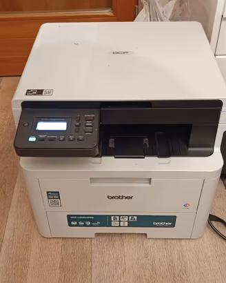 Stampante laser colore multifunzione