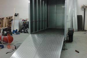 Carrello espositivo furgonato