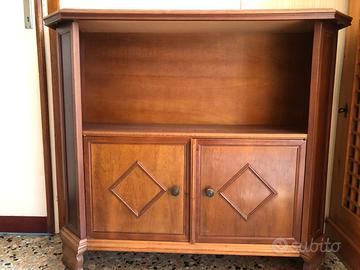 Mobile da ingresso conservato molto bene