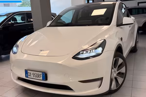 Tesla Model Y Long Range Dual Motor IVA