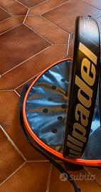 Padel: racchetta e palline