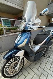 Piaggio Beverly 300