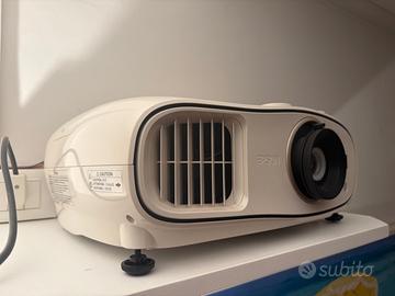 Epson EH-TW6700 video proiettore full HD