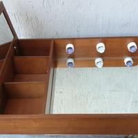 SPECCHIERA DA BAGNO.