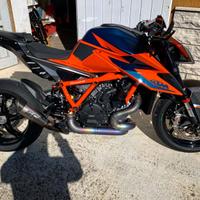 Ktm 1290 superduke r