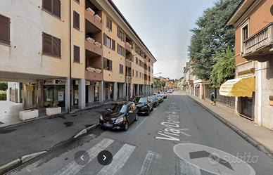 Negozio di 120mq in centro a Rho, 6 vetrine