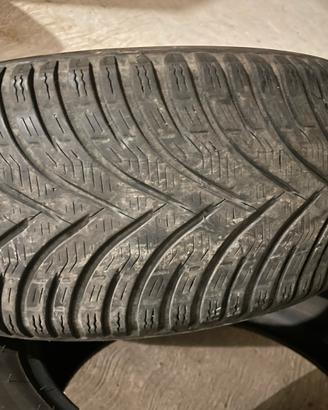 Gomme 205/55r16