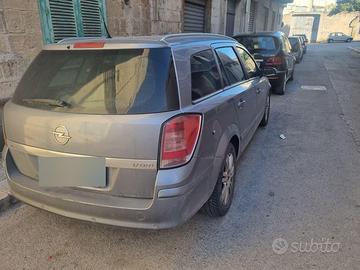 Opel Astra S.W. 1.7 (101 CV) allestimento Cosmo +