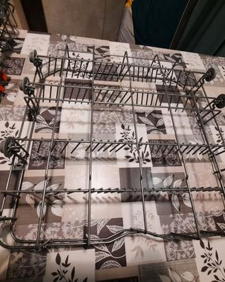 Carrelli per lavastoviglie Hotpoint Ariston 60 cm