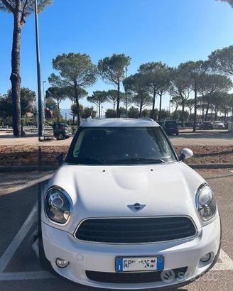 Mini con motore da ripristinare