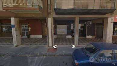 POSTO MOTO o MACCHININA