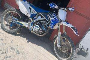 Yamaha yz250f