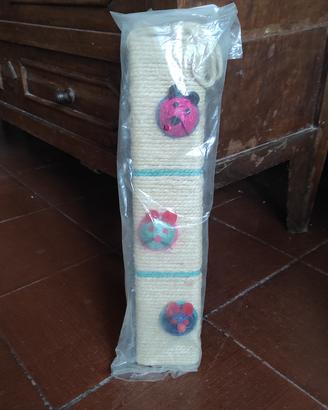 Tiragraffi da parete Camon