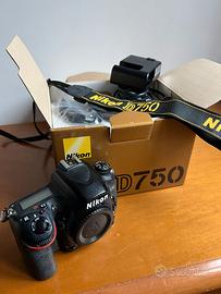 Nikon D750 - Solo corpo