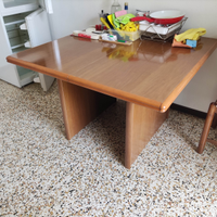 Solido tavolo in legno LAS 112x112