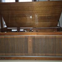 MIVAR Mobile Vintage con Radio e Giradischi