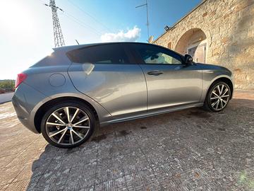 Alfa Romeo Giulietta 2.0 175 CV