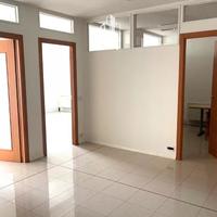 Bolzano, via G. di Vittorio: Ufficio/Studio al pri