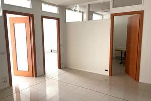 Bolzano, via G. di Vittorio: Ufficio/Studio al pri