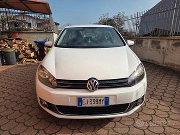 VW Golf 6 1.6 TDI 105 cv Highline DSG Neopatentati