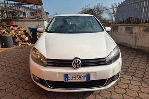 VW Golf 6 1.6 TDI 105 cv Highline DSG Neopatentati