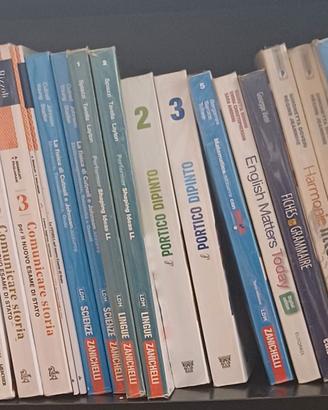  LIBRI DELLE SUPERIORI DI SECONDA MANO