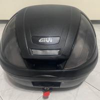 Bauletto Universale per moto e scooter GIVI E370NT