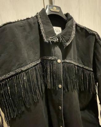 Giubbino jeans nero con frange