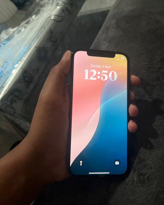 Telefono i phone 12 pro