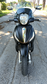 Piaggio Beverly 300 serie Police ABS