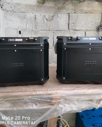 Givi trekker Outback 37/37/48 leggi 