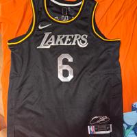 Canotta Lebron James