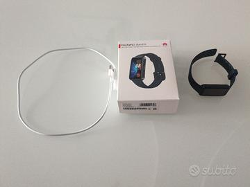 Huawei band 8 smartwatch