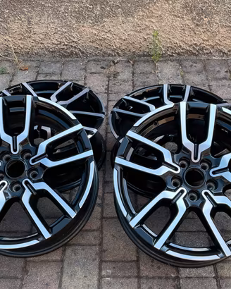 Cerchi in lega R18 Diamantati
