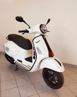 Piaggio Vespa GTS 310 Super Sport Nuovo modello 20