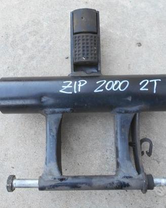 Supporto motore piaggio zip 50 2 t