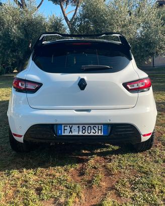 Spoiler rs clio iv