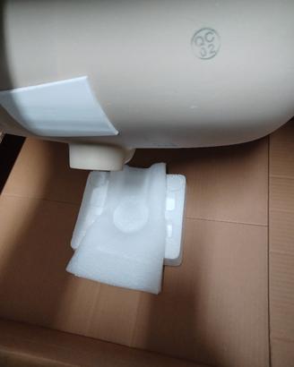 Mobile sospeso con lavandino per bagno 