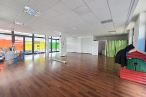 Locale Commerciale di 100 mq, Rif. COM/306