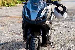 Honda ADV 350 - Prezzo trattabile- Garanzia 6 anni