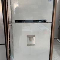LG FRIGORIFERO !!PICCOLO DANNO ESTETICO!!