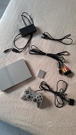 PLAYSTATION 2 CON MEMORY E CONTROLLER SILVER 