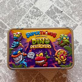 SuperThings Dino Destroyers Tin + 5 bustine