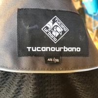 Giacca e casco moto