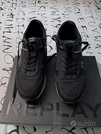 sneakers Replay