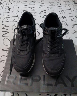 sneakers Replay